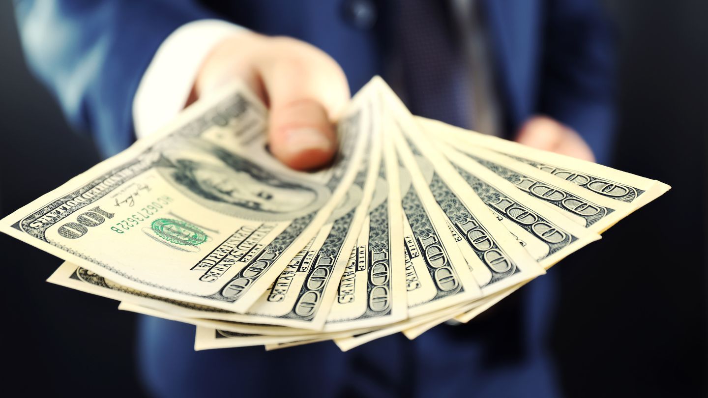 How 24/7 Medical Answering Services Help Reduce Costs