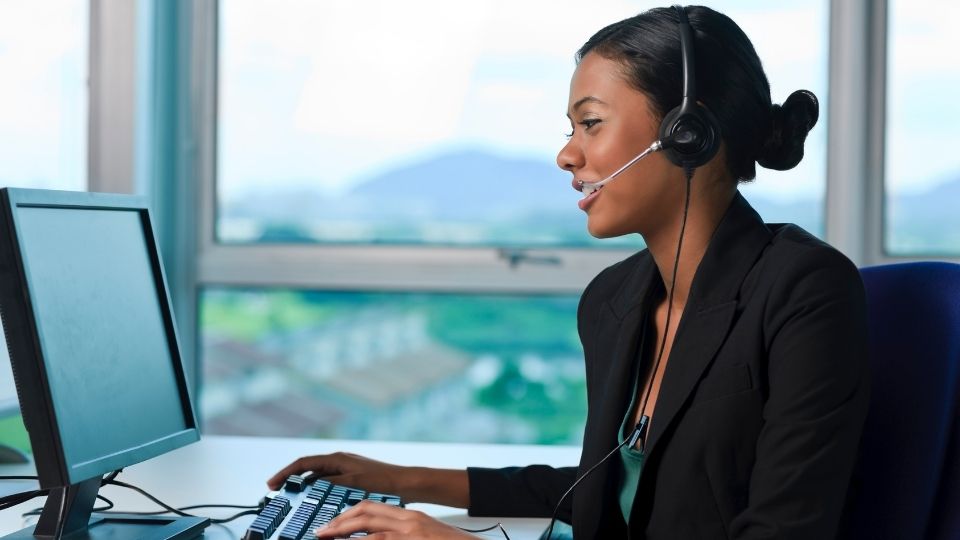 Essential Call Center Metrics and KPIs to Track for Success