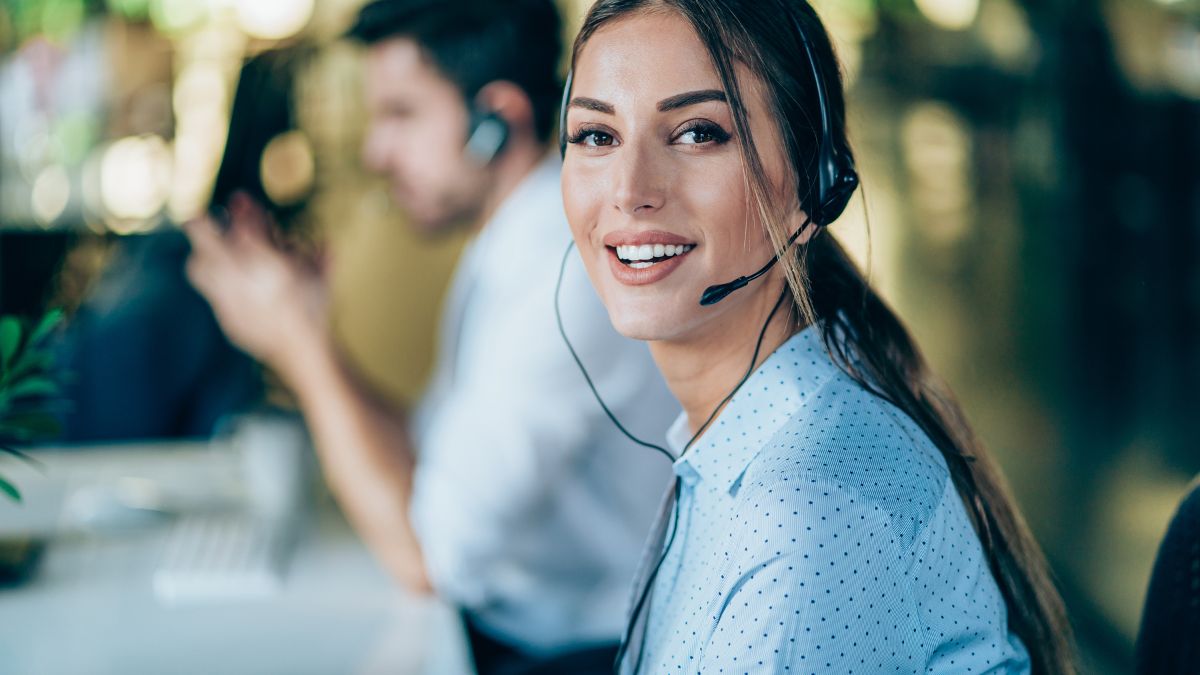 The Difference Between Contact Center And Call Center