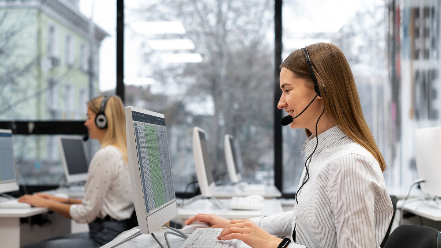 How Health Call Centers Support Healthcare Providers During High Volume Seasons: Best Practices and Benefits